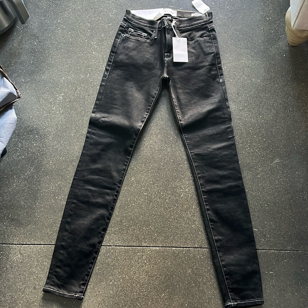 FRAME.  NEW WITH TAGS.  skinny crop mid rise jeans black with white stitching